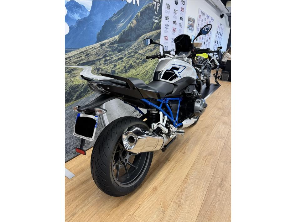 BMW R1200R