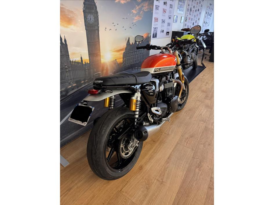 TRIUMPH SPEED TWIN 1200