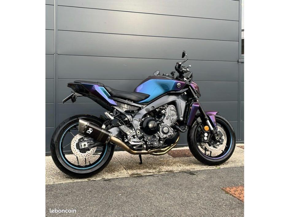 YAMAHA MT-09