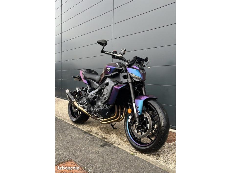 YAMAHA MT-09