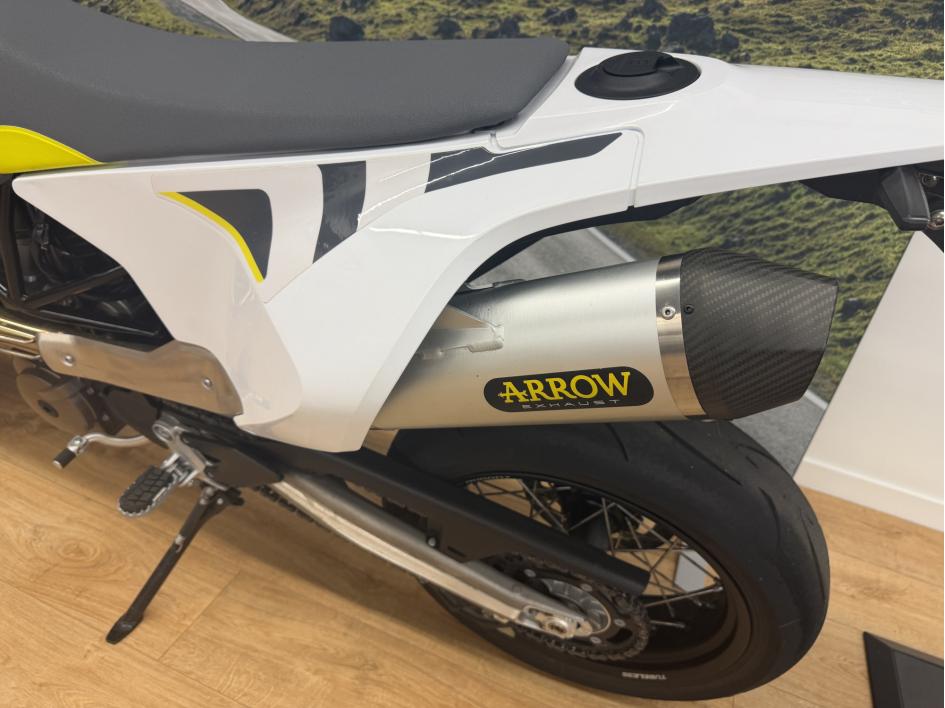 HUSQVARNA 701 SUPERMOTO