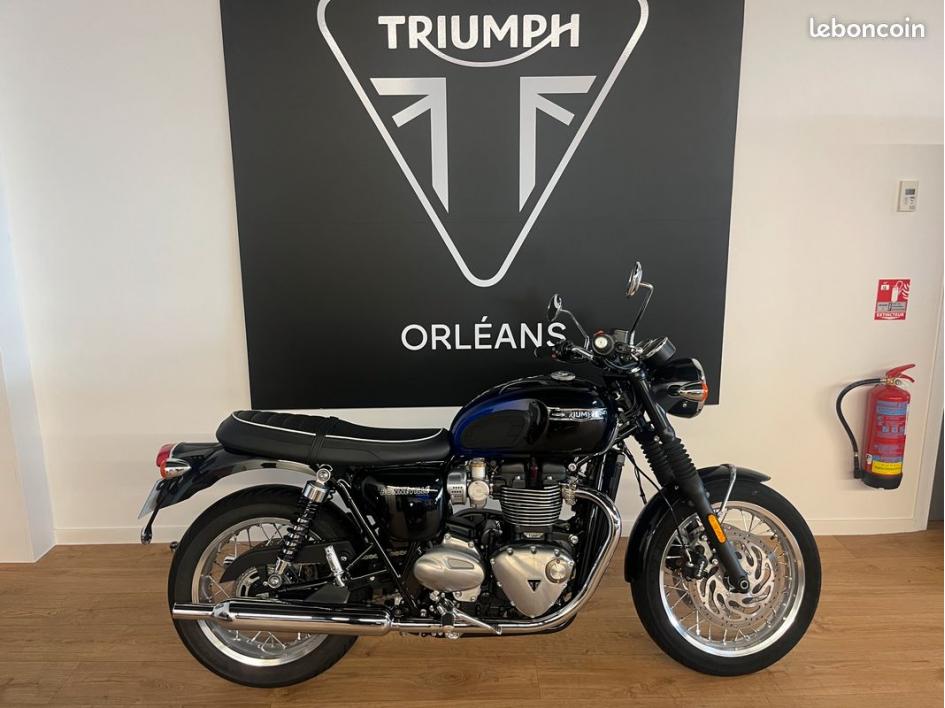 TRIUMPH BONNEVILLE T120 1200 Stealth Editions
