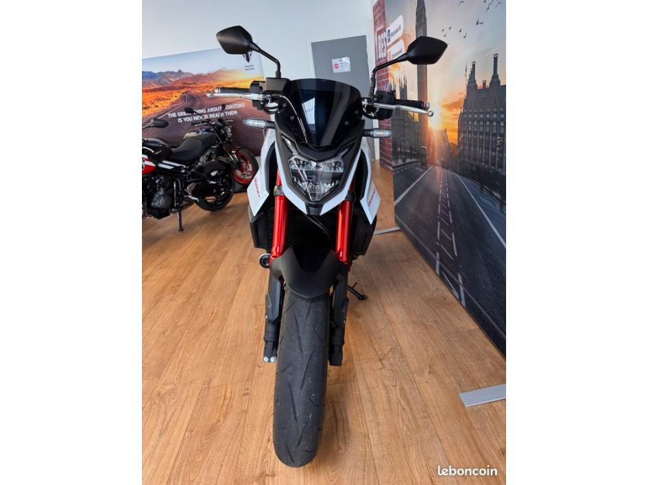 HONDA CB 750 HORNET FULL