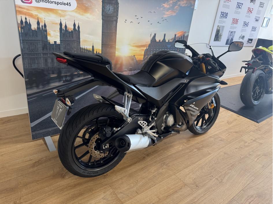 YAMAHA YZF-R 125