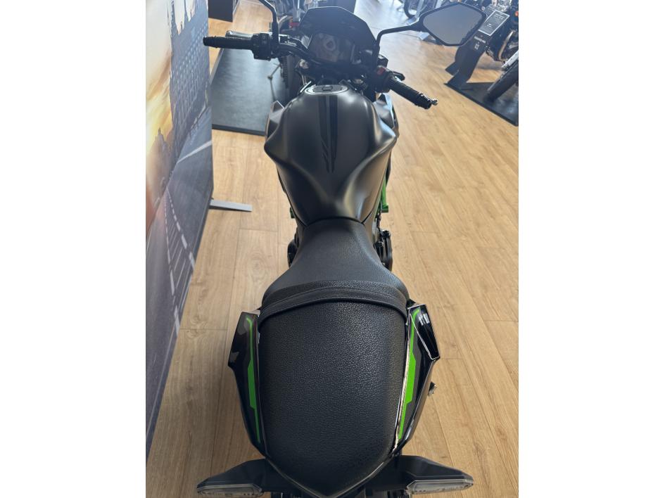 KAWASAKI Z650 - Z650