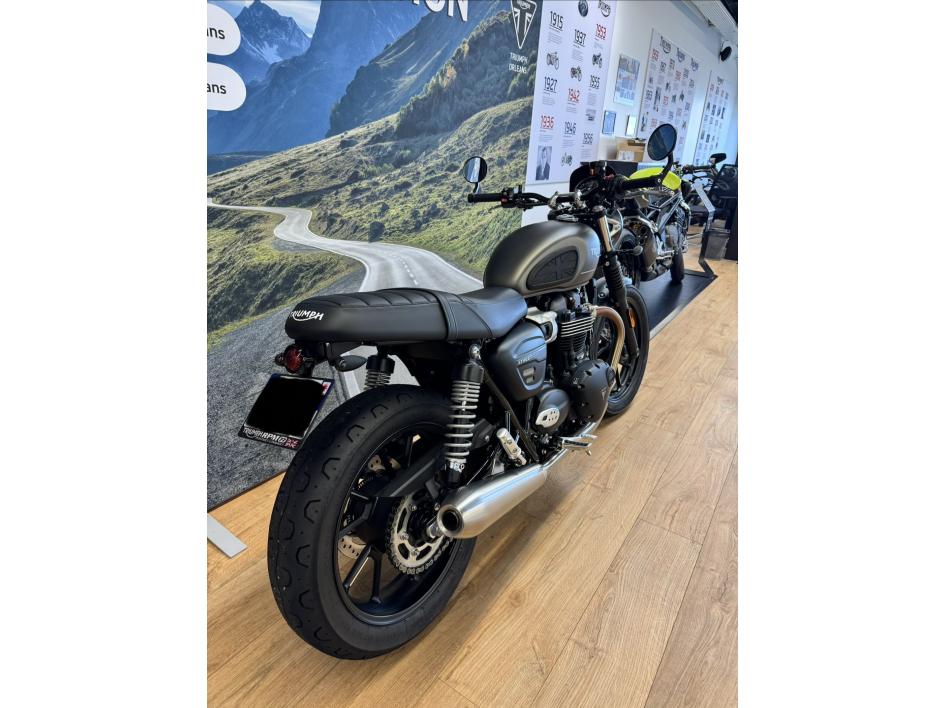 TRIUMPH STREET TWIN  900 FULL