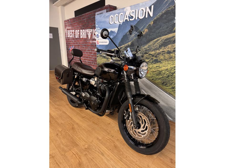 TRIUMPH Bonneville T120 Black