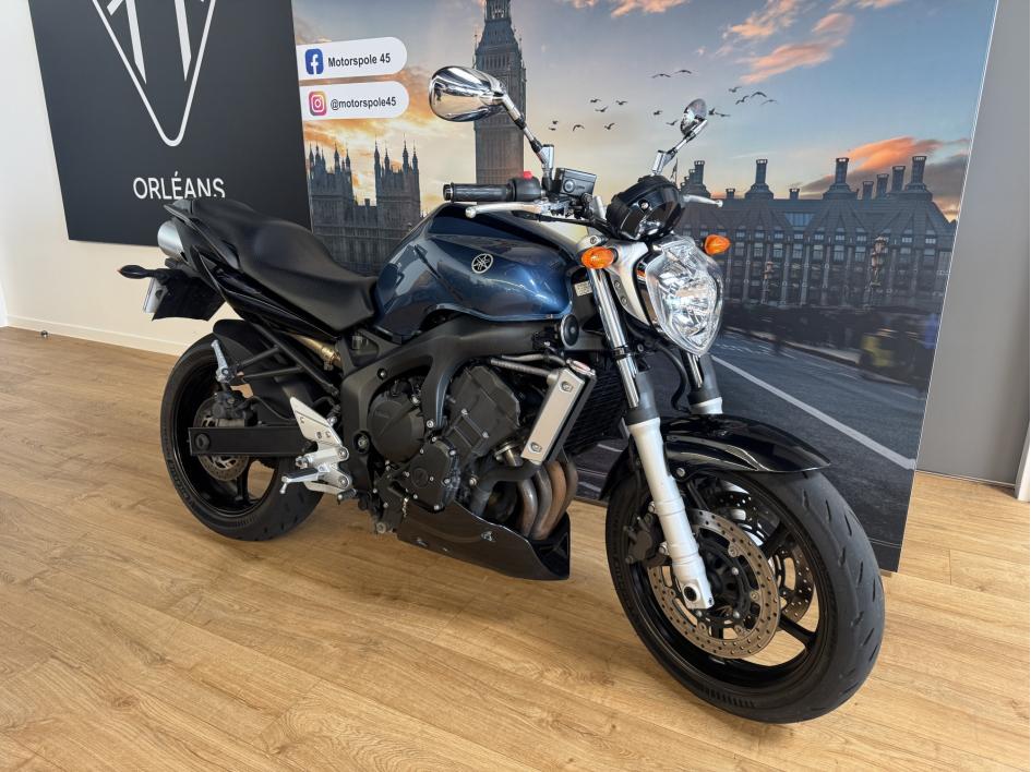 YAMAHA FZ6 (98CV)