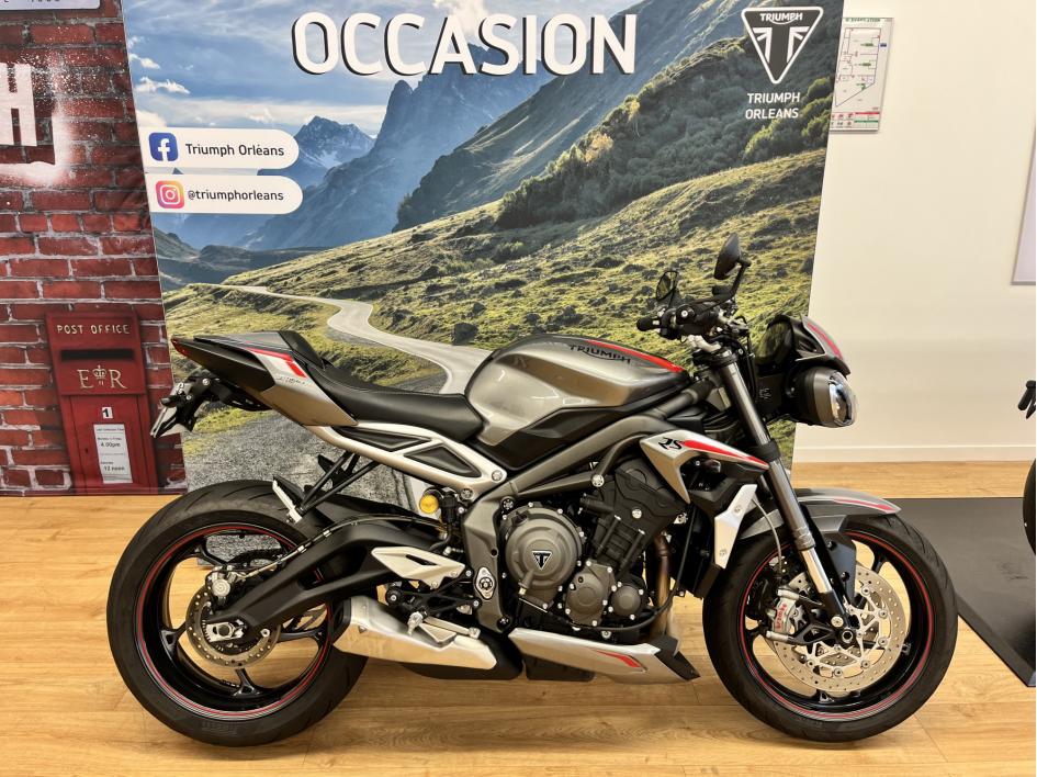 TRIUMPH STREET TRIPLE 765 RS