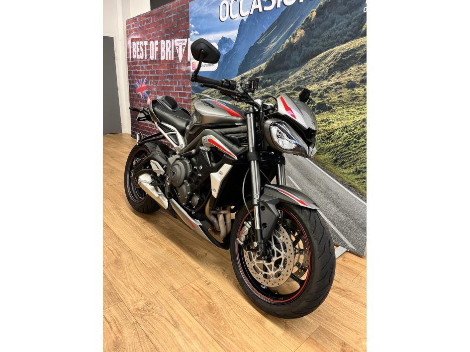 TRIUMPH STREET TRIPLE 765 RS