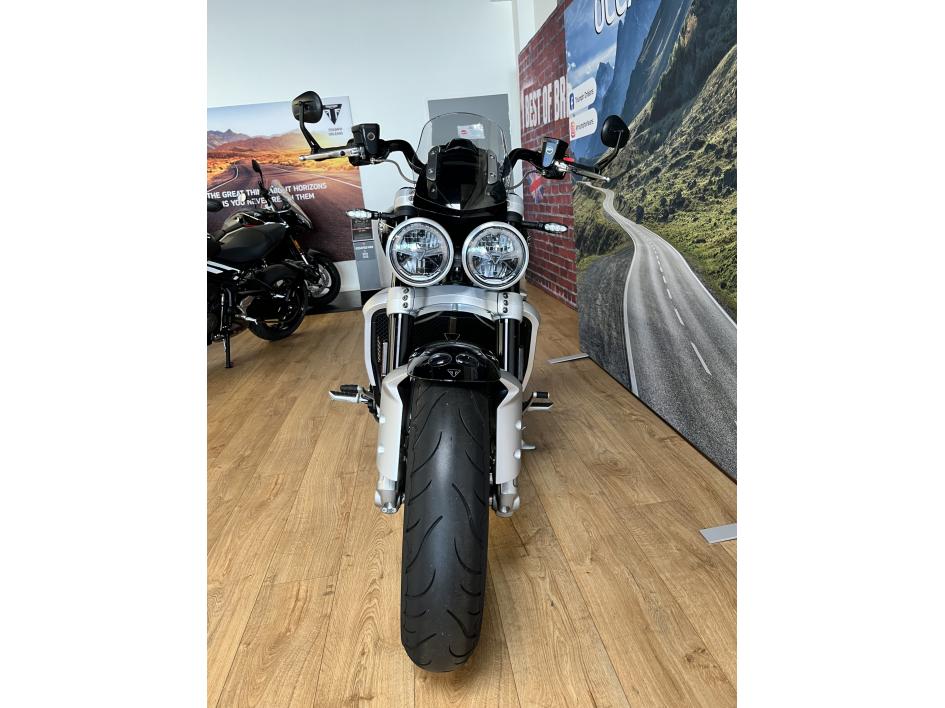 TRIUMPH ROCKET 3 GT