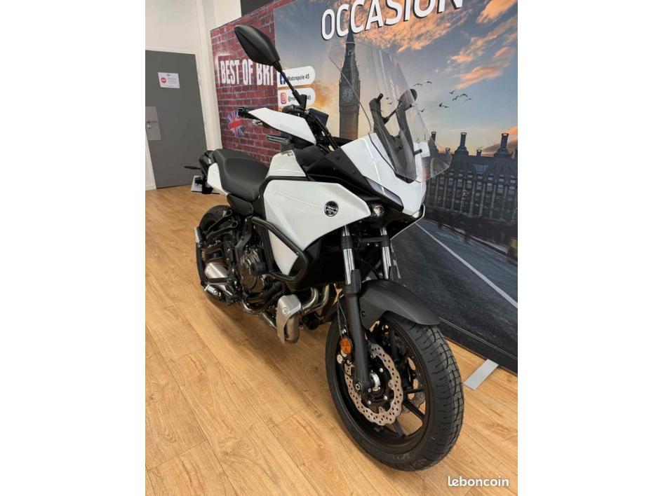 YAMAHA TRACER 7 full