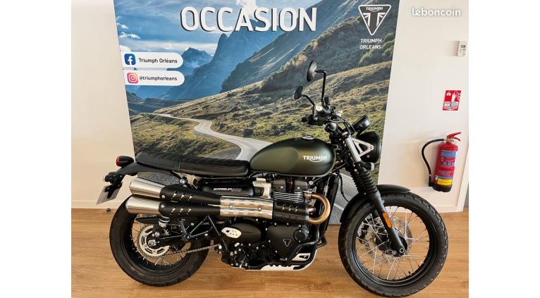 TRIUMPH STREET SCRAMBLER  900
